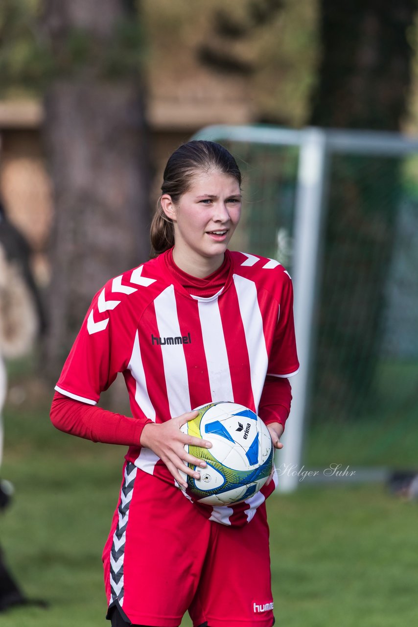 Bild 317 - wBJ TuS Tensfeld - SV Fortuna St. Juergen